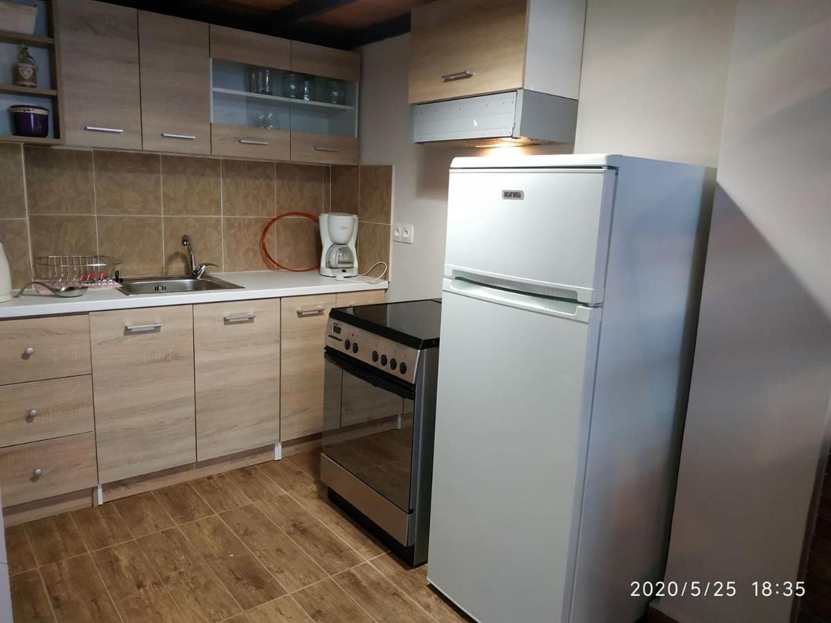 Your Vacation Home In The Center Of 칼라마타 외부 사진