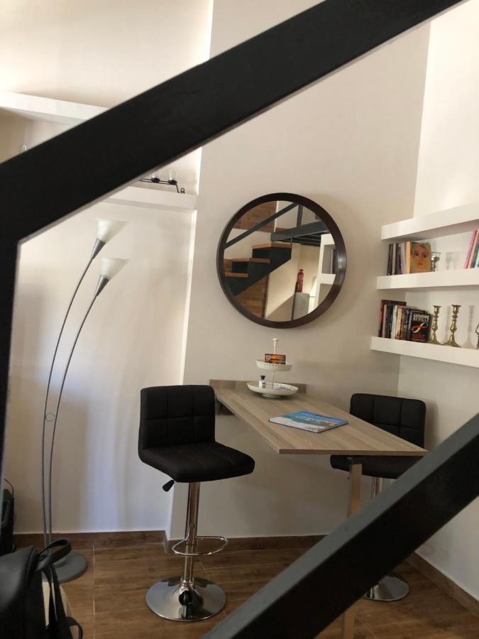 Your Vacation Home In The Center Of 칼라마타 외부 사진